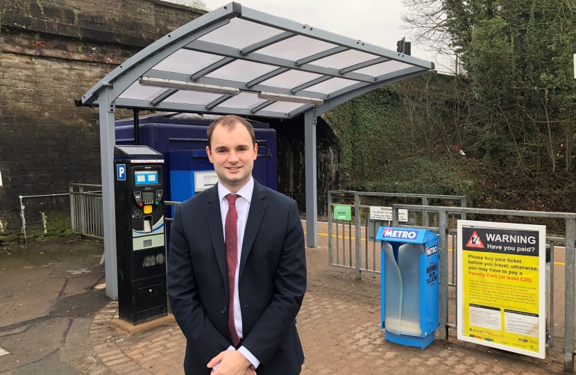 Yate station shelters - Luke