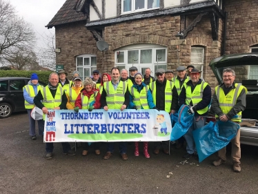 Group Photo of Luke with the Litterbusters