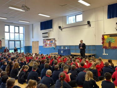 Luke Hall MP speaks with pupils at St Mary's Primary in Yate 